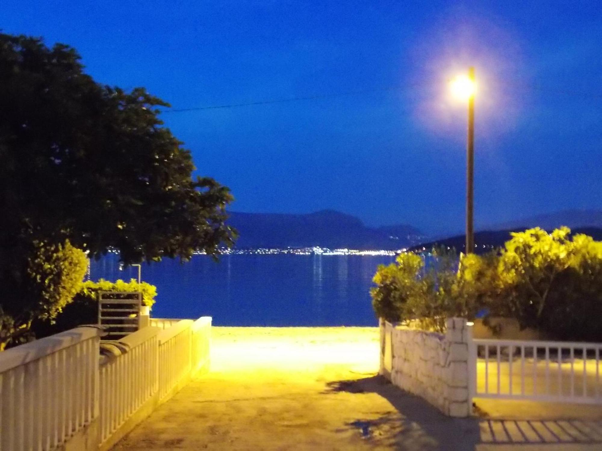 Villa Kale Apartments Slatine Exterior foto