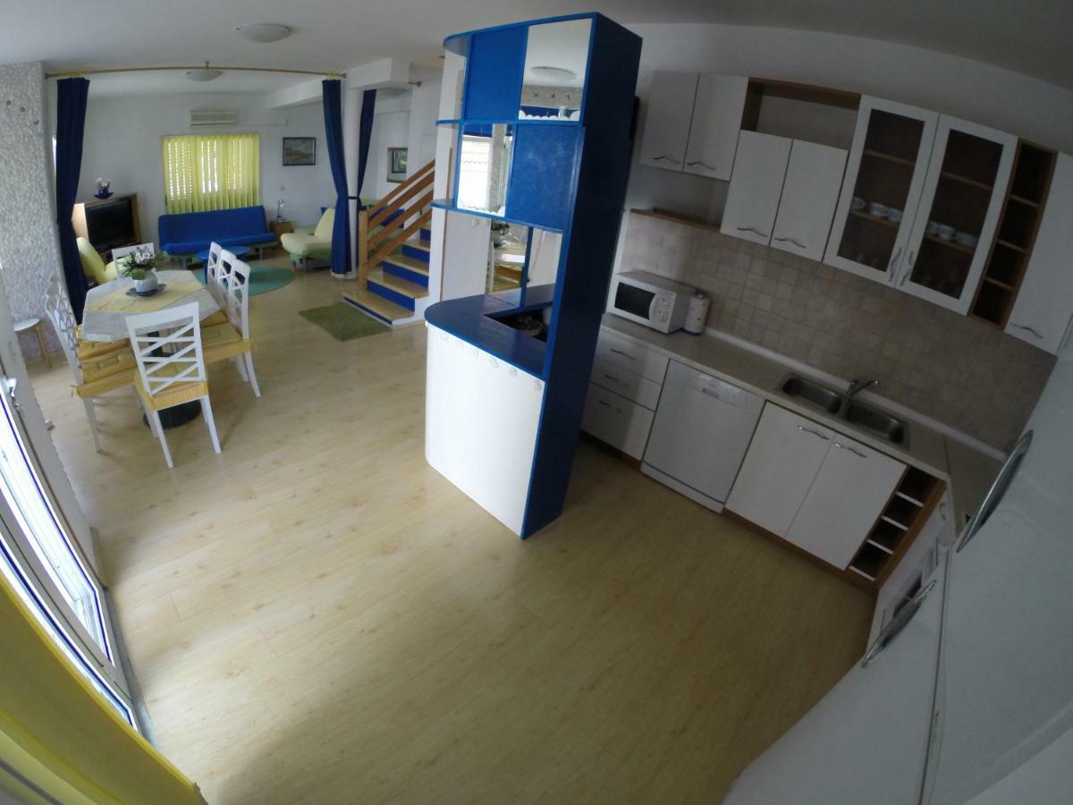 Villa Kale Apartments Slatine Exterior foto