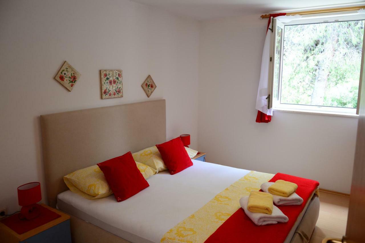 Villa Kale Apartments Slatine Exterior foto